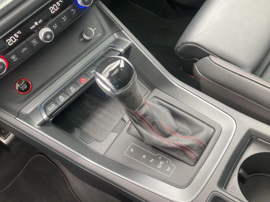 Audi RSQ3 Sportback RSQ3 2.5 TFSI Quattro 400 pk Individual Green Audi Drive Select - Panoramadak - B&O Premium Audio  Elektrisch wegklapbare trekhaak