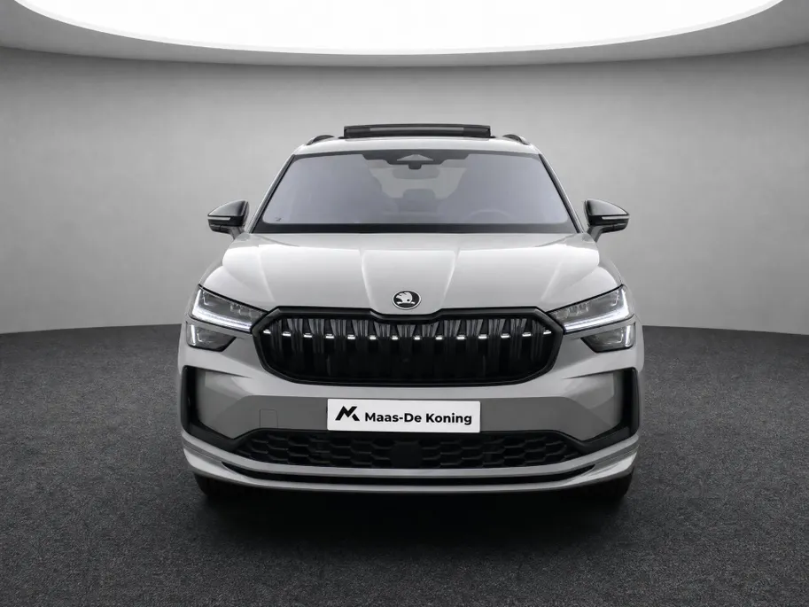 Škoda Kodiaq Sportline Business 1.5 TSI PHEV 150 kW / 204 PK | Elektrisch bedienbaar schuif-/kanteldak | Parkeer pakket | Trekhaak wegklapbaar | 2000,- inruilvoordeel
