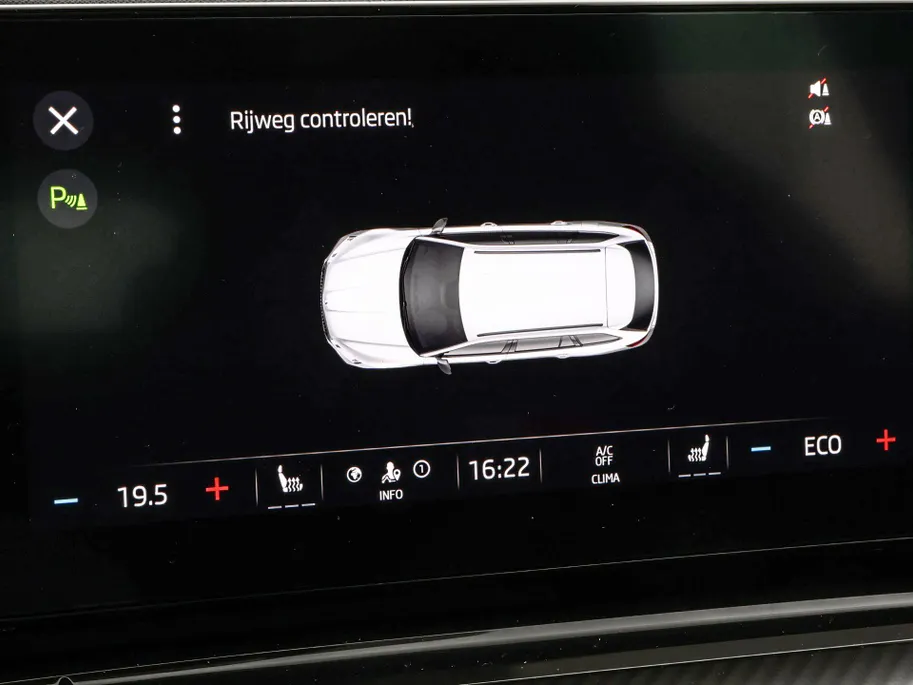 Škoda Octavia Combi 1.4 TSI 245pk DSG RS iV PHEV Business · Panoramadak · Apple/Android Car Play · P-Sensoren · Sfeerverlichting · 18'' Inch ·