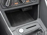 Volkswagen Polo 1.0 TSI 95pk Life Business · Camera · Keyless · Apple/Android Car Play · P-Sensoren · Stoelverwarming · 15'' Inch · Garantie t/m 30-09-2028 of 100.000km