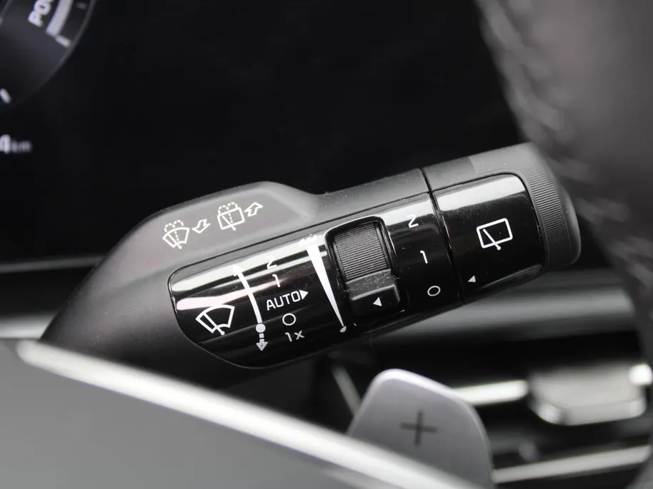 Kia Niro 1.6 GDi Hybrid DynamicLine | Navi | Airco | Cruise | Camera | Keyless |