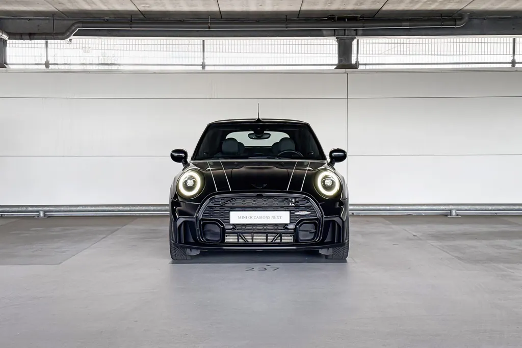 MINI Cooper Cabrio 1.5 Cooper John Cooper Works