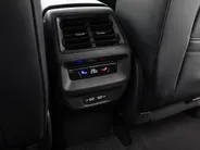 Volkswagen Tiguan Limited Edition 1.5 eHybrid 204 PK 6 versn. DSG · Design Pakket Dark · Trekhaak inklapbaar, met elektrische ontgrendeling, incl. aanhangermanoeuvreerhulp Trailer Assist · Voorraad OUTLET · Prijs is inclusief inruilpremie ·