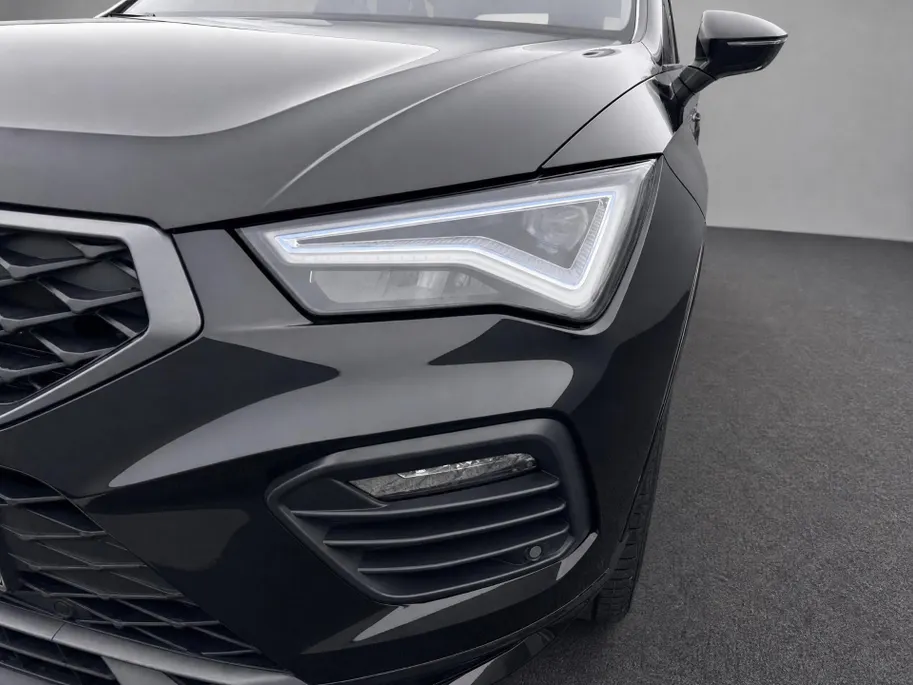 SEAT Ateca FR Business Intense 1.5 TSI 110 kW / 150 PK SUV 7 7 versn. DSG | Metallic Lak | 19'' Velgen | 5000,- Euro herwaardering!!