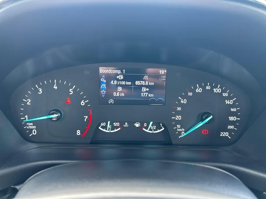 Ford Fiesta 1.0 EcoBoost Hybrid Titanium | Apple Carplay/Android Auto | Winter pack |  keyless entry |keyless start | Cruise control |