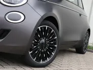 Fiat 500e C La Prima 42 kWh | 'Matt Grijs' | Technology | Winter | Camera | 17'