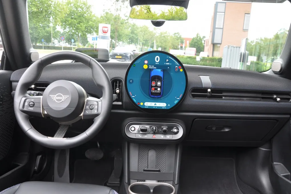 MINI Cooper Cabrio 2.0 C Fav. S