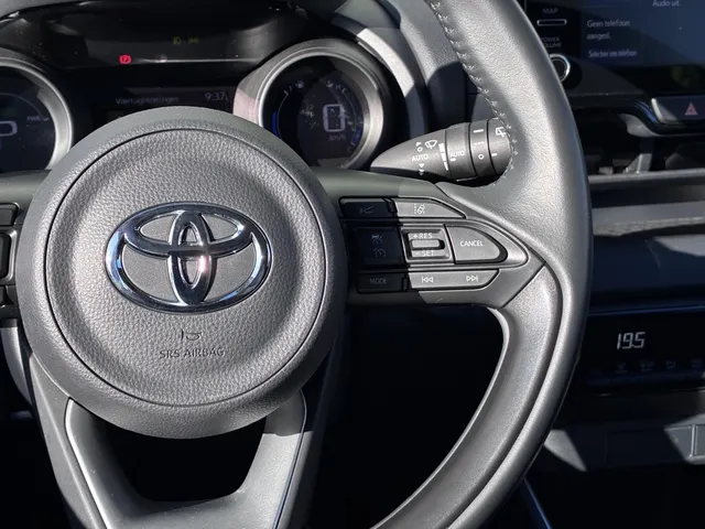 Toyota Yaris 1.5 Hybrid Dynamic | Trekhaak | Carplay | Keyless