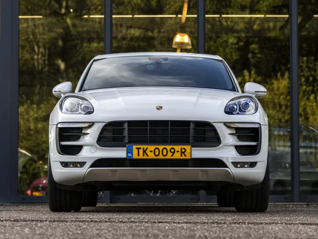 Porsche Macan NL geleverd 2.0