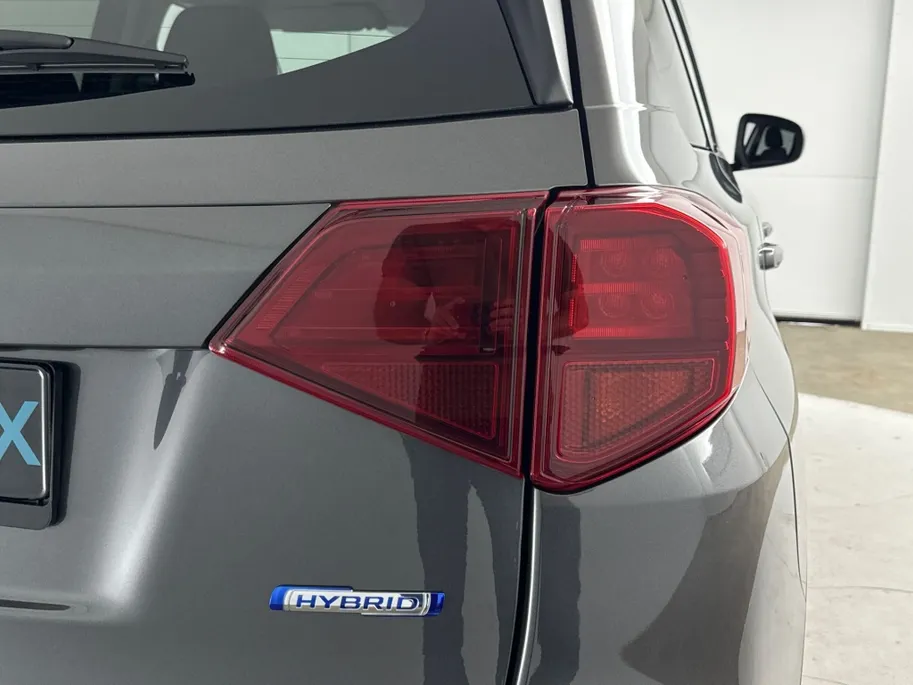 Suzuki Vitara 1.4 Select Smart Hybrid Automaat | Navigatie | Adaptieve Cruise Control | Parkeercamera