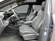 Audi Q6 e-tron S edition 83 kWh 252pk · Panoramadak · Inklap. Trekhaak · Luchtvering · 360 Camera · Matrix LED · Elek. Stoelen + Geheugen Bestuurder · Garantie t/m 19-06-2030 of 100.000km