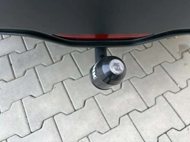 Toyota C-HR 1.8 Hybrid Style Bi-Tone | Parkeersensoren | JBL | Trekhaak