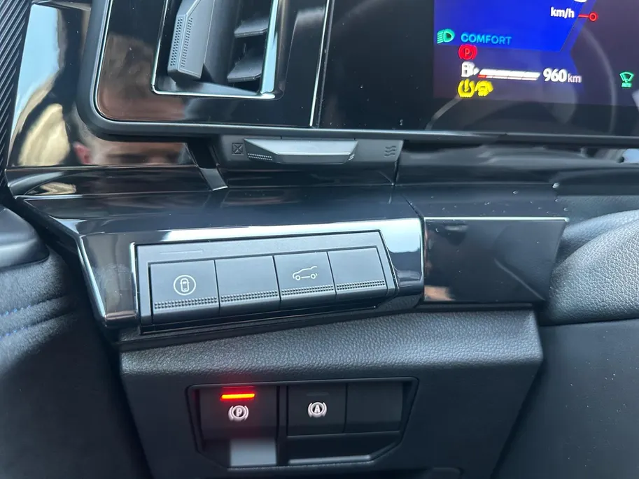 Renault Espace E-Tech full hybrid 200 esprit Alpine 5p. | Automaat | Apple Carplay & Android Auto | Head Up Display | Camera | Stuurverwarming | Apple Carplay & Android Auto | 12 Maanden BOVAG Garantie
