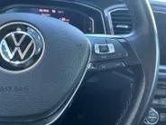 Volkswagen T-Roc 1.5 TSI Sport | Apple Carplay en Androis Auto | Adaptieve Cruise Control | Stoelverwarming | Parkeercamera | Digitale Cockpit