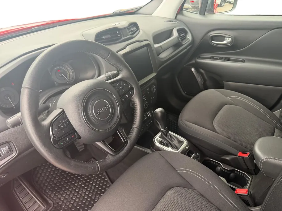 Jeep Renegade 4xe 240 Plug-in Hybrid Electric S 12 MAANDEN GARANTIE! | Stoel/stuur verwarming | Navigatie | Camera | Adapt cruise / Clima control |