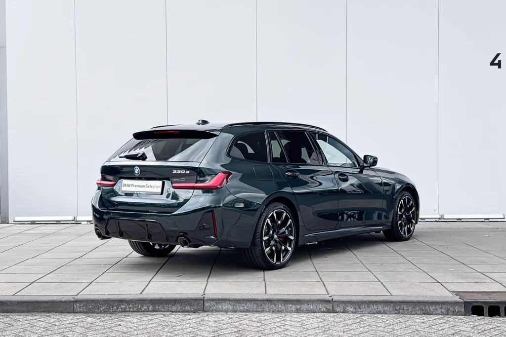 BMW 3 Serie Touring 330e