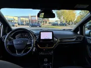Ford Fiesta 1.0 EcoBoost Active ** VOORRUITVERWARMING ** PARKEERSENSOREN ACHTER **