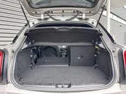 MINI Cooper 5-deurs 1.5 Cooper MINI Yours