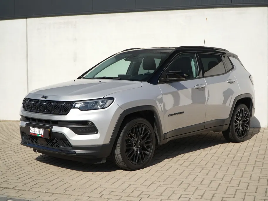Jeep Compass 1.5T e-Hybrid 130 PK Night Eagle | Navi | Trekhaak | Carplay | 19'