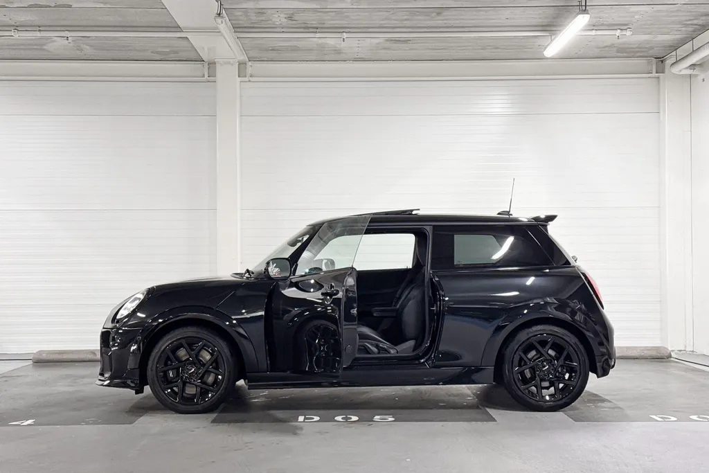 MINI Cooper 3-deurs Cooper C John Cooper Works M