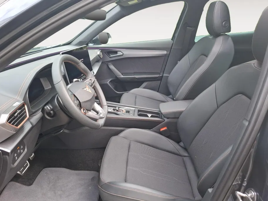CUPRA Formentor 1.5 TSI e-Hybrid Business | NIEUWE AUTO | ELEKTRSICH WEGKLAPBARE TREKHAAK | STOEL & STUURVERWARMING | SCHUIFKANTELDAK |