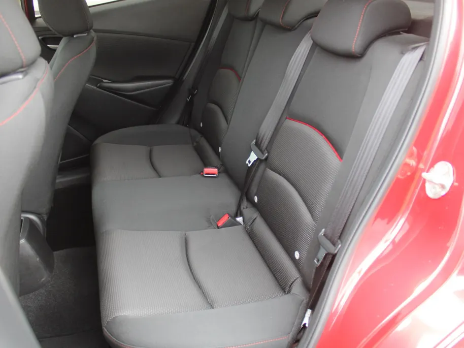 Mazda 2 1.5 Skyactiv-G Sportive | Camera | Apple Carplay/Android Auto | LED | Cruise | 16' LM | Airco | Dealeronderhouden | Weing km! |