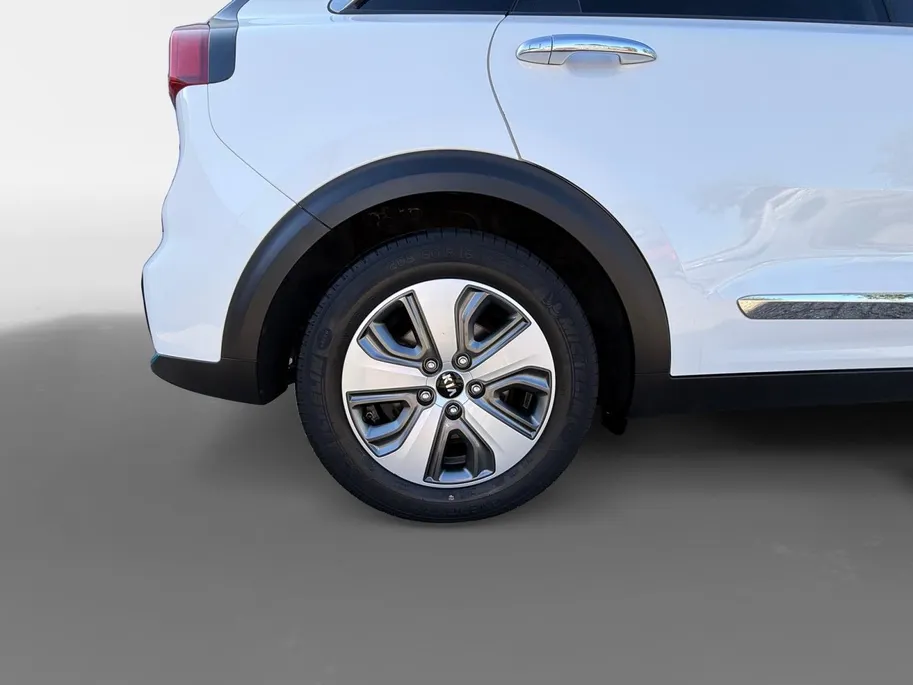 Kia Niro 1.6 GDi PHEV Luxury Edition | AUTOMAAT | LEDER | NAVI | CAMERA | TREKHAAK | CLIMATE & CRUISE CONTROLE | ETC...