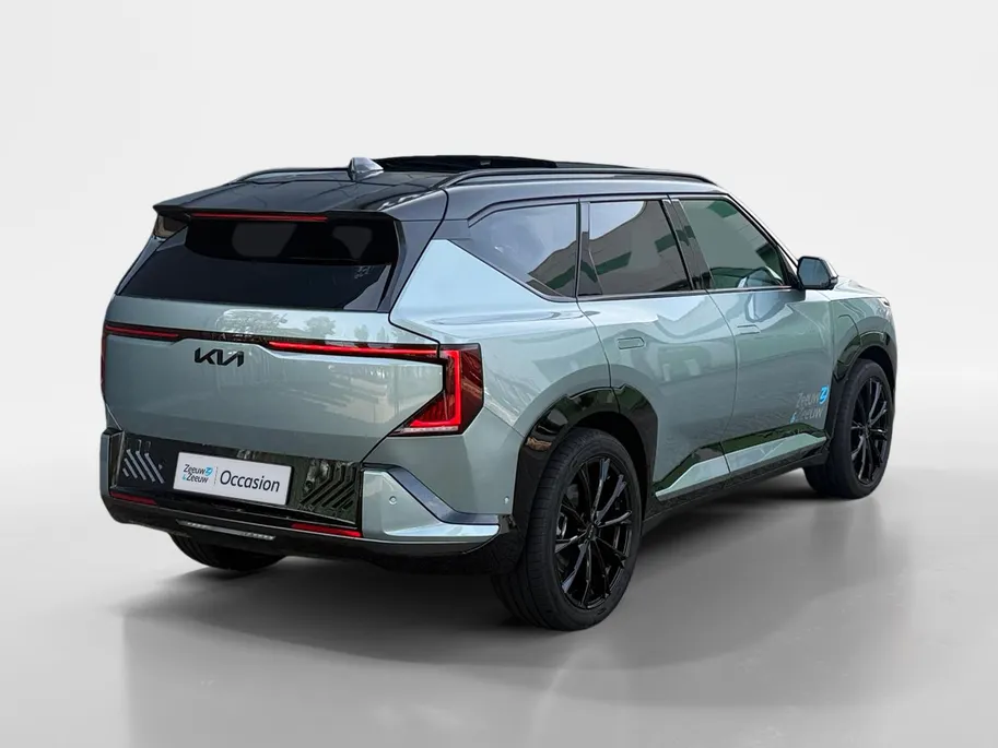 Kia EV5 GT-PlusLine 81.4 kWh | Two-Tone | 20' Lichtmetalen Velgen | Pano | Memory | Harman Kardon | Stoelventilatie | Demo | Uniek | Beschikbaar vanaf december 2026 |