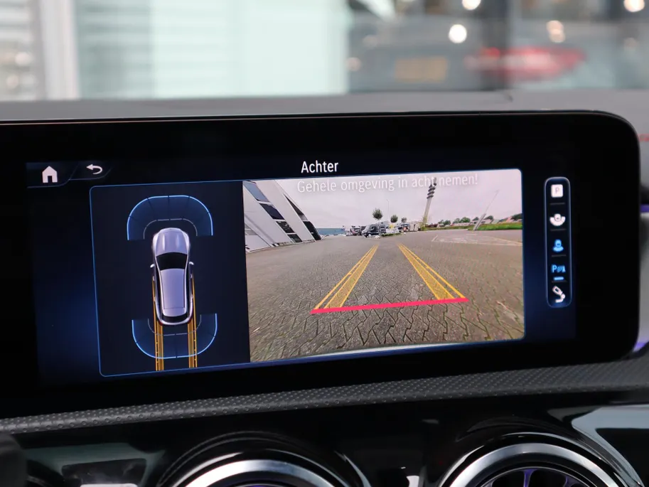 Mercedes-Benz CLA Shooting Brake 250 e Star Edition AMG Line l Panoramadak l Stoelverwarming l Ambiente lichtpakket