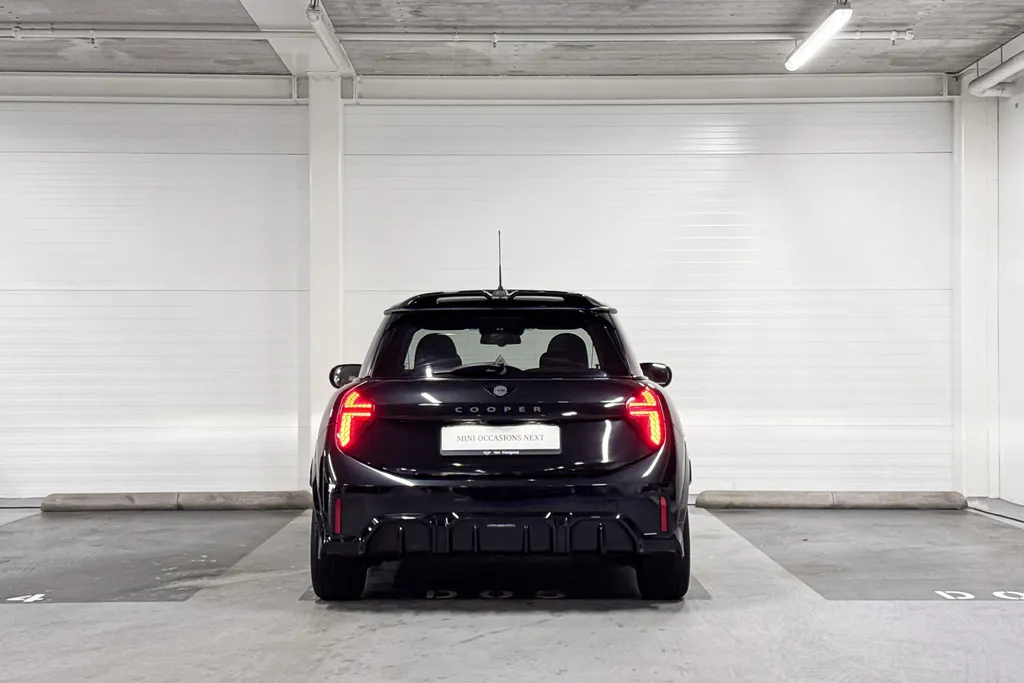 MINI Cooper 3-deurs Cooper C John Cooper Works M