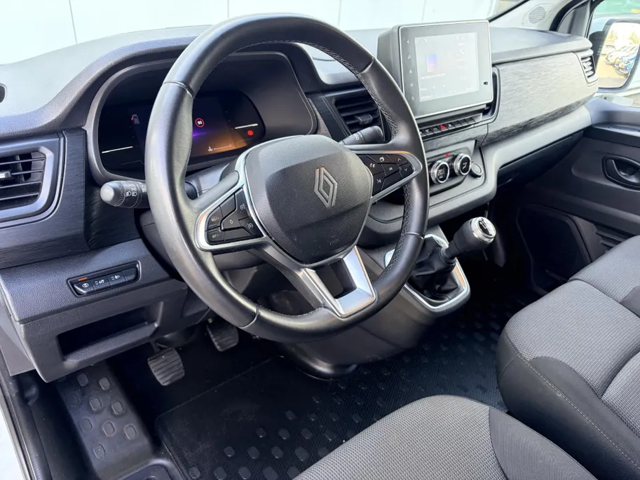 Renault Trafic 130PK Blue dCi T30 L2H1 Advance | 1ste Eigenaar | Trekhaak 2500 KG Trekgewicht | Apple Carplay/Android Auto | Climate Control | Cruise Control | Parkeersensoren |