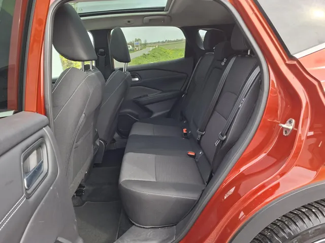 Nissan QASHQAI 1.3 MHEV Xtronic N-Connecta NAVI | PANO DAK | NL-auto | rijklaarprijs !!