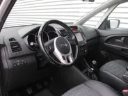 Kia Venga 1.4 CVVT First Edition | 16' LM | Trekhaak | Navi | Airco | Cruise | Camera | PDC | All seasons |