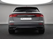 Audi Q8 55 TFSIe 381pk Tiptronic Quattro Pro Line S · Panoramadak · 360 Camera · Wegklapbare Trekhaak · Apple/Android Car Play · Luchtvering · 21'' Inch ·