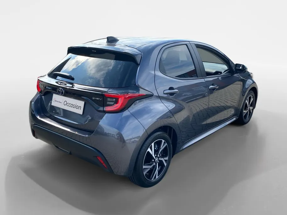 Toyota Yaris 1.5 Hybrid 115 automaat Comfort NIEUW | Digitaal cockpit | Full LED koplampen | 16' lm velgen | cruise control | etc.