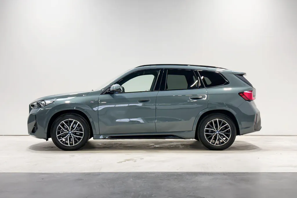 BMW iX1 xDrive30 Launch Edition M Sportpakket