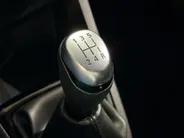 Renault Clio 90PK TCe Limited | Camera | Airco | Cruise Control | Lichtmetalen Velgen | Bluetooth | Keyless Entry | Elektrische Ramen & Spiegels | Parkeersensoren | Armsteun |