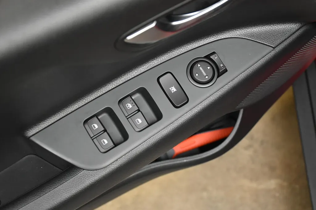 Kia Stonic 1.0 T-GDi MHEV 100pk DynamicLine
