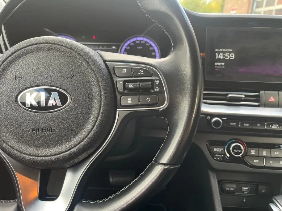 Kia Niro 1.6 GDi Hybrid DynamicPlusLine | Achteruitrijcamera | Dodehoek detectie | Apple/Android Auto | Adapt. Cruise Control | 12 maanden garantie! |