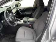 Toyota RAV4 2.5 Hybrid Active Trekhaak afneembaar , climate , navi , cruise , camera , lm velgen .