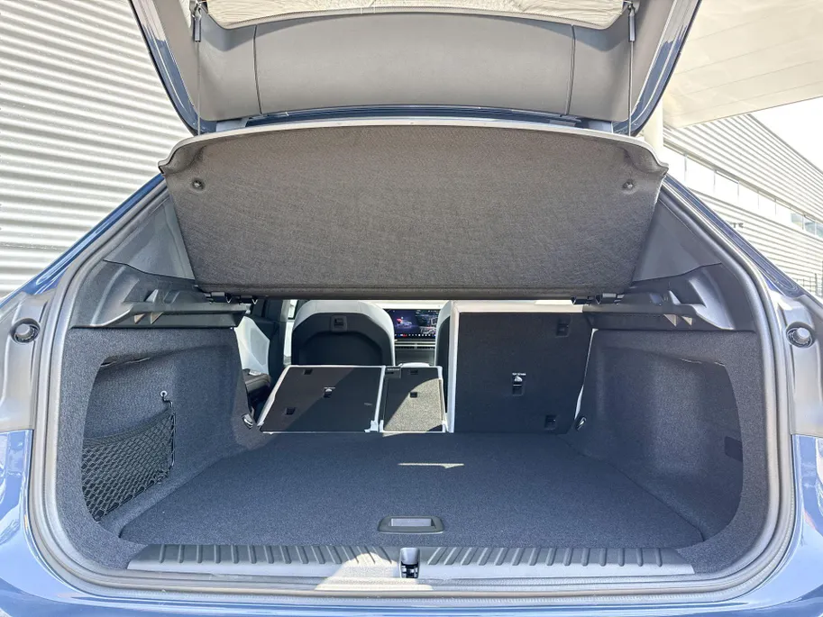 BMW iX3 50 xDrive 113 kWh