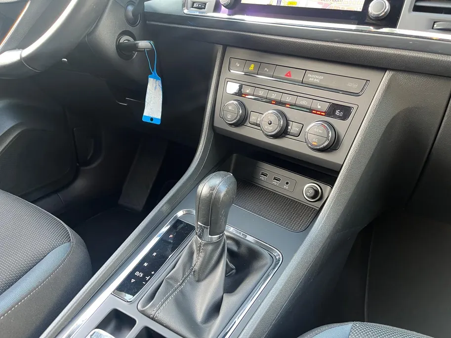 SEAT Ateca 1.5 TSi DSG autom. Style Business Intense | Automaat | Apple Carplay/Android Auto | Trekhaak | Climate Control | Adaptief Cruise Control | Stoelverwarming | Camera | Navigatie | Stuurbediening