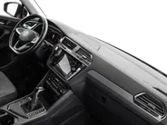 Volkswagen Tiguan 1.4 TSI eHybrid 245pk DSG Life Business · Camera · Inklap. Trekhaak · Stuur- & Stoelverwarming · Parkeerassistent · Apple/Android Car Play ·