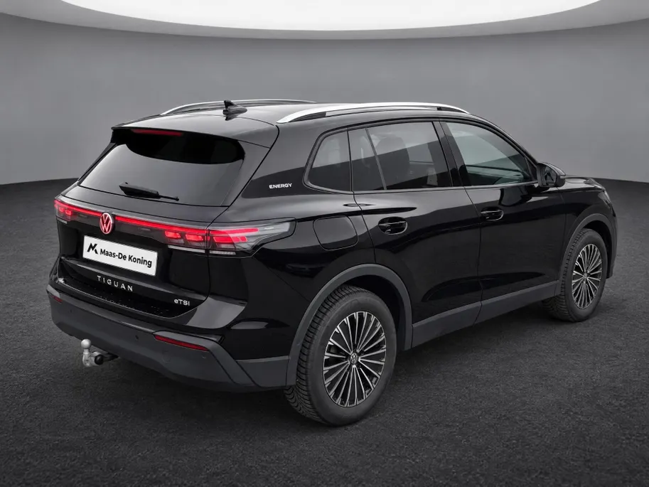Volkswagen Tiguan 1.5TSI/150PK DSG Life Edition · Trekhaak · Navigatie · Apple/Android Car Play · Stoelverwarming · Garantie t/m 19-01-2028
