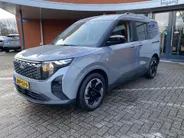 Ford Tourneo Courier courier EV / TREKHAAK / WINTERPAKKET.