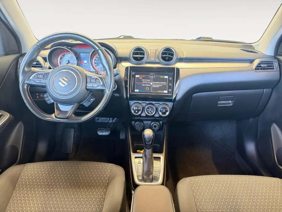 Suzuki Swift 1.2 Style Smart Hybrid AUTOMAAT | Trekhaak | Climate Control | Camera | Navigatie | Stoelverwarming