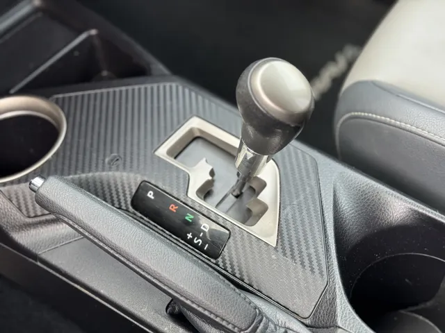 Toyota RAV4 2.5 Limited 4WD Automaat leder panodak