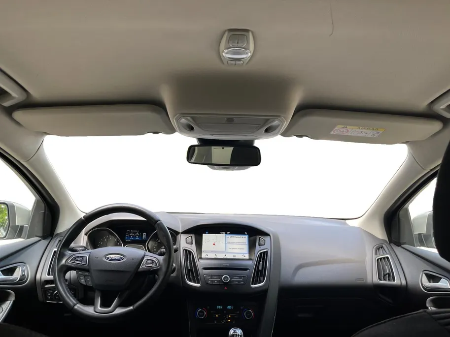 Ford Focus 1.0 First Edition | CAMERA | NAVIGATIE | LM VELGEN | CRUISE | AIRCO |