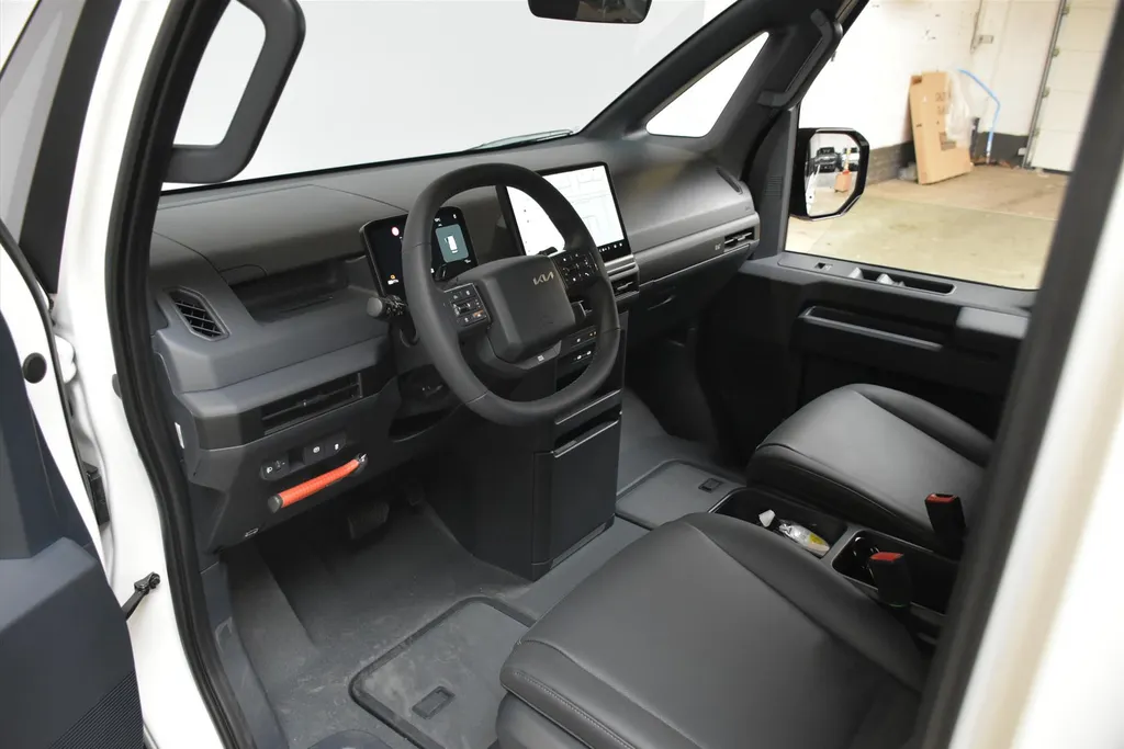 Kia PV5 Passenger 51.5 kWh Essential