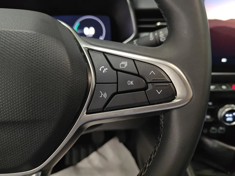 Renault Clio 1.0 TCe 90 GPF techno NAVI AIRCO CRUISE CONTROLE APPLE CARPLAY ANDROID AUTO DEALER ONDERHOUDEN ZEER MOOIE AUTO 12 MAANDEN GARANTIE